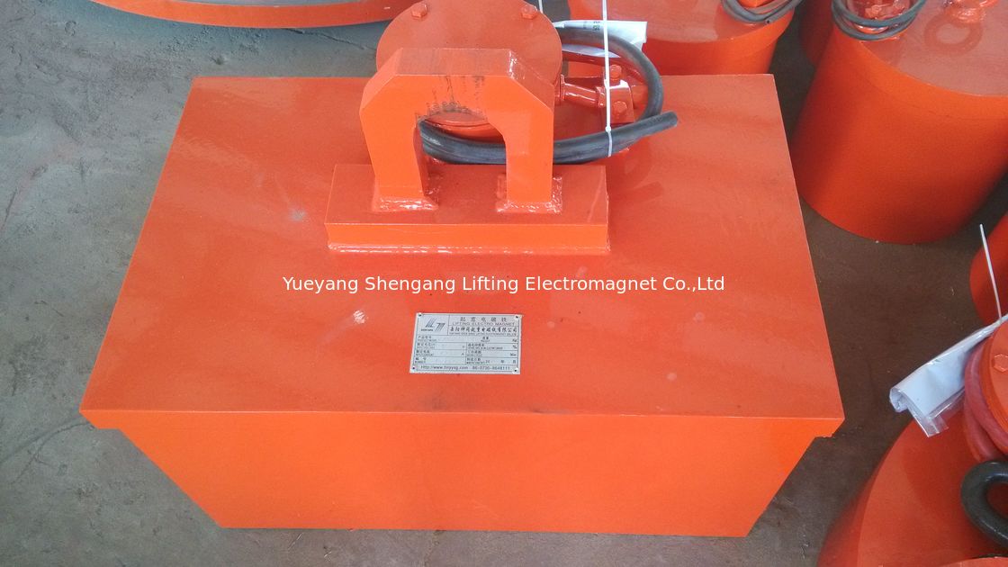 Convenient Electric Lifting Magnets , Electromagnetic Lifting Magnet  East Operation