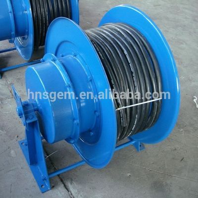 Outdoor Spring Loaded Cable Reel System Metal Structure High Strength