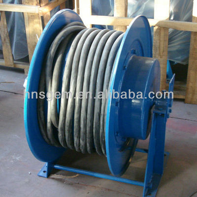 Automatic Cable Reel Retraction