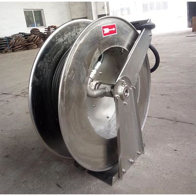 Rust Proof Retractable Hose Reel , Automatic Water Hose Reel Safe Transportation