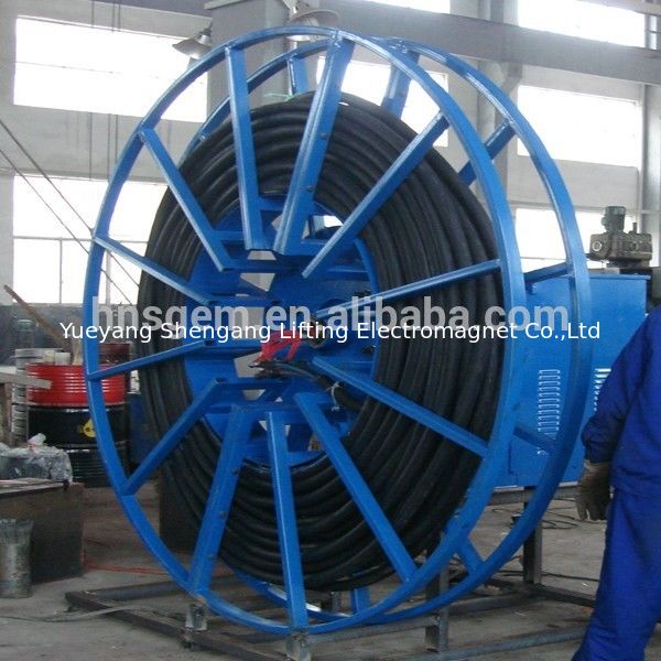 Large Cable Reel for Automatic Cable Rewind in Port