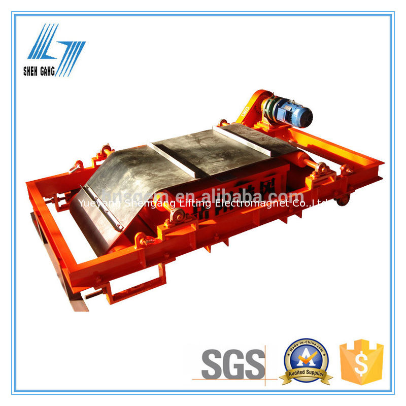 RCDD Overband Magnetic Separator , Magnetic Conveyor Roller Energy Saving